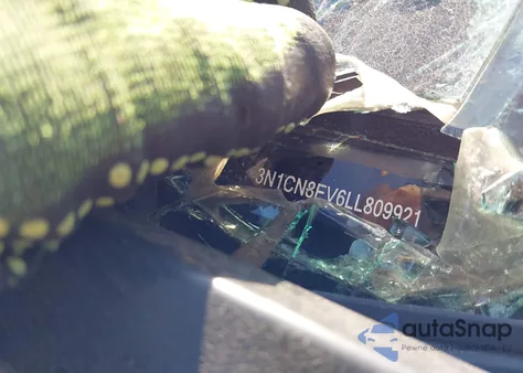 2020 Nissan Versa Sv Xtronic Cvt z USA, uszkodzony, nr VIN 3N1CN8EV6LL809921